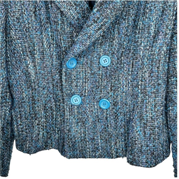 Chadwick's Blazer‎ - Picture 3 of 6